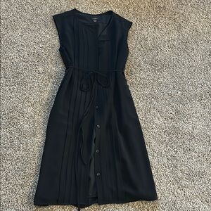Ann Taylor Black Sleeveless Dress